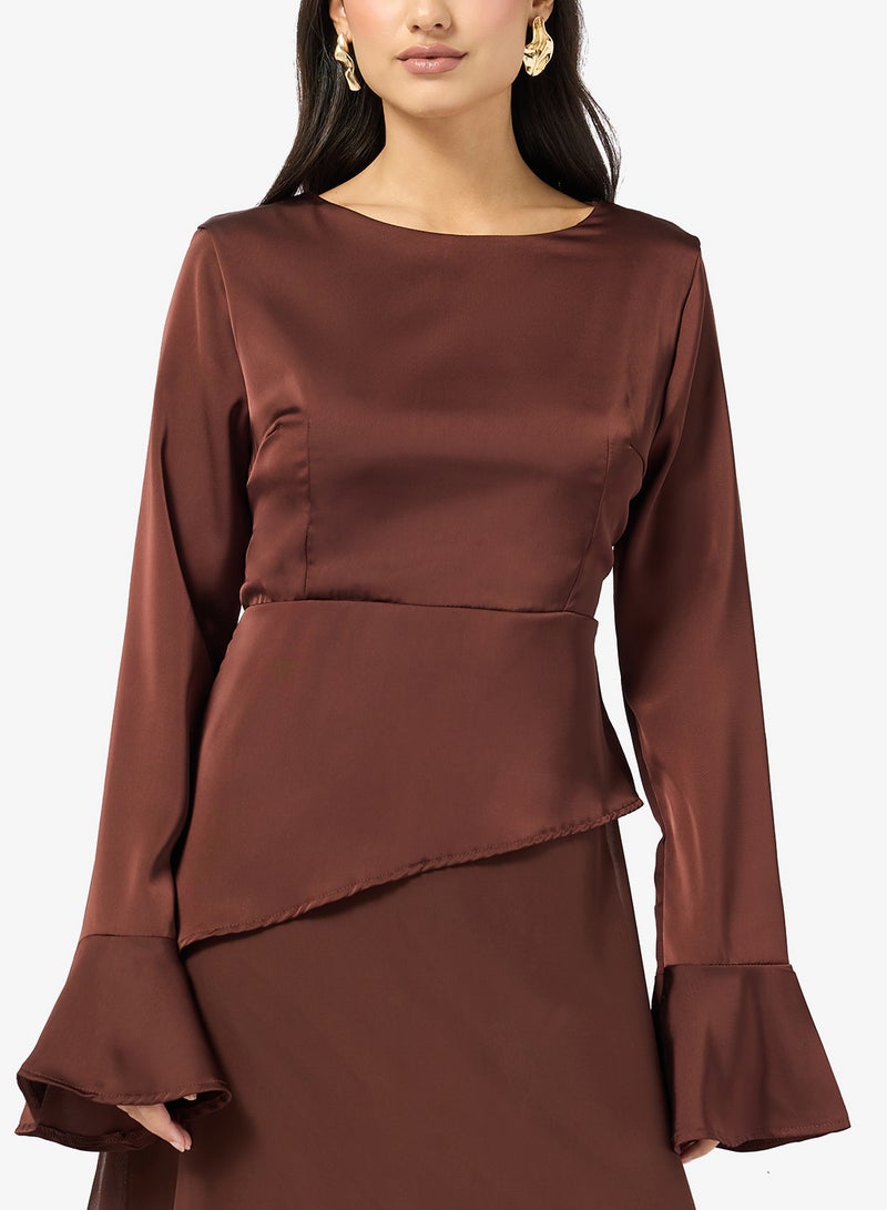 Khizana Dress With Aysmmetric Mock Top & Trail - Image 3